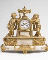 Napoleon III Pendule mit figürlichem Putto-Dekor