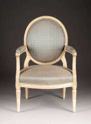 LOUIS XVI.- FAUTEUIL