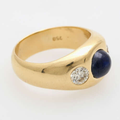 Bandring mit 2 Diamanten und 1 Saphir-Cabochon. - photo 2