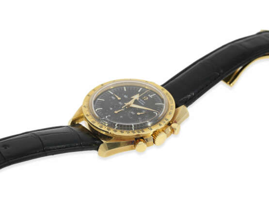 Armbanduhr: Omega Rarität, äußerst rare, limitierte vintage Omega Speedmaster Moonwatch "150th Anniversary" in 18K Gold, No.084/150, Ref. 1450052, ca.1998 - Foto 5