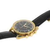 Armbanduhr: Omega Rarität, äußerst rare, limitierte vintage Omega Speedmaster Moonwatch "150th Anniversary" in 18K Gold, No.084/150, Ref. 1450052, ca.1998 - фото 5