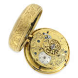 Taschenuhr: museale, früheste uns bekannte Gold/Emaille-Clockwatch mit Orientperlenbesatz, Originalbox und Originalschlüssel No.1919, George Prior London, ca.1785 - Foto 11