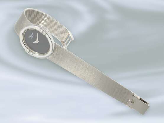 Armbanduhr: elegante, hochwertige vintage Damenuhr von Chopard, nahezu neuwertiger Zustand, Ref.5031, mit Originalbox und Originalzertifikat von 1977 - photo 1