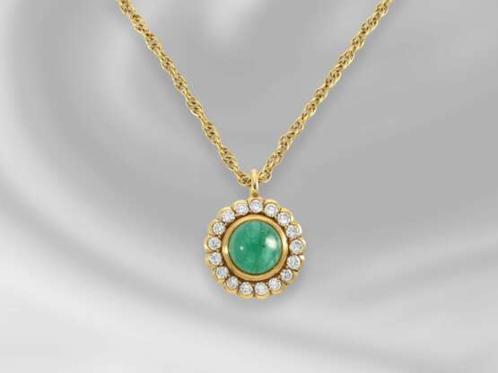 Kette/Collier: zierliche vintage Collierkette mit dekorativem Smaragd/Brillant-Anhänger, ca. 2,2ct - Foto 1