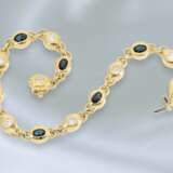 Armband: dekorative vintage Goldschmiedearbeit mit Saphir- und Brillantbesatz, Handarbeit aus 18K Gold - фото 1