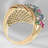 Ring: besonders breiter und äußerst dekorativ gestalteter Cocktailring, reicher Brillant-/Farbstein-Besatz, italienische Handarbeit - фото 3