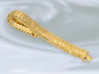 Armband: interessantes und sehr dekoratives Goldschmiedearmband aus 18K Gold, hochwertige Handarbeit