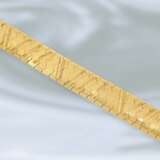 Armband: interessantes und sehr dekoratives Goldschmiedearmband aus 18K Gold, hochwertige Handarbeit - Foto 2