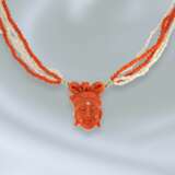 Kette/Collier: seltene, mehrreihige vintage Perlen/Korallenkette mit feiner Korallen-Kamee, vermutlich aus der Zeit des Art déco - Foto 3