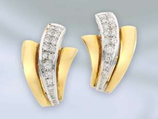 Ohrschmuck: handgearbeitete und dekorative Goldschmiede-Ohrringe mit Brillanten, 18K Gold