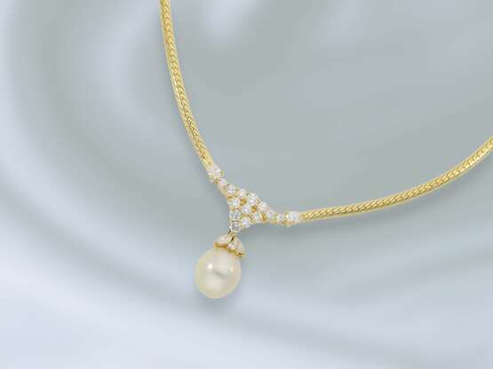 Kette/Collier: besonders edles und geschmackvolles Damencollier mit seltener, großer Perle und feinstem Diamant/Brillantbesatz, ca. 1,8ct, Handarbeit - photo 1