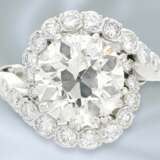 Ring: äußerst hochwertiger und sehr attraktiver Goldschmiedering aus Platin mit besonders großem und wertvollen Altschliff-Diamanten von ca. 6ct - Foto 1