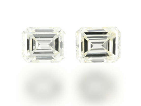 Diamant: Paar Emerald-Cut Diamanten von sehr schöner Qualität, W/VS, zusammen ca. 1,3ct - photo 1