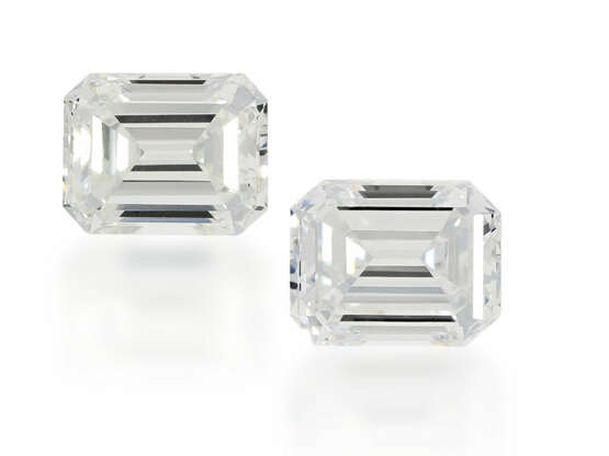 Diamant: Paar hochfeiner Emerald-Cut Diamanten, 0,52ct und 0,54ct, River-Top Wesselton/VS, mit aktuellen DPL-Zertifikaten - фото 1