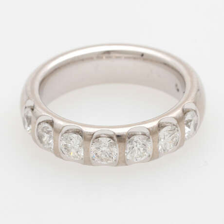 Damenring mit 7 Brillanten zussammen ca. 1,38 ct - photo 1