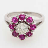 Ring mit Brillant und Rubinen, - photo 1