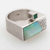 KRAUSS Ring mit Opal, Smaragd und Diamanten. - photo 2