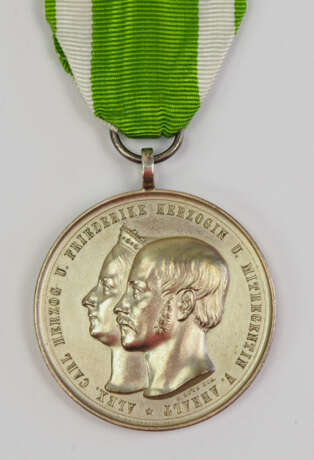Anhalt: Médaille du Mérite de l'Art et de la Science - Caroline Bardua 1857. - photo 1