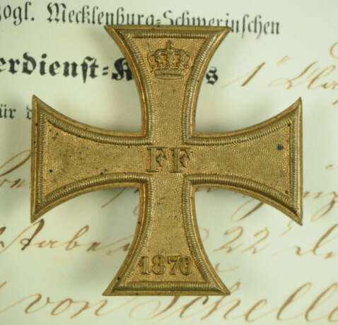 Mecklenburg-Schwerin: Militär-Verdienstkreuz, 1870, 1. und 2. Klasse mit Urkunden für einen Hauptmann im Generalstab der 22. Division. - photo 3