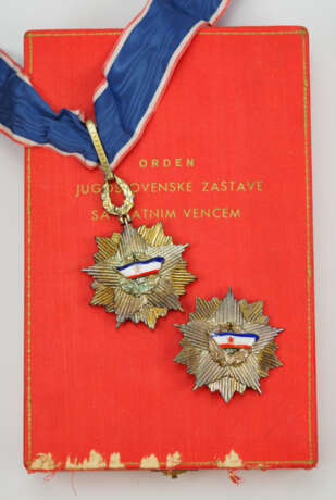 Jugoslawien: Orden der jugoslawischen Fahne, 1. Modell (1954-1963), 2. Klasse Satz, im Etui. - photo 2