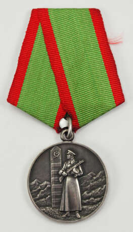 Sowjetunion: Medaille für den Schutz der Staatsgrenzen der UdSSR. - photo 1