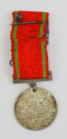 Türkei: Liakat Medaille, in Silber, mit Säbel- und Datumsspange. - фото 2
