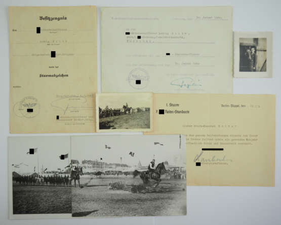 Dokumentennachlass eines SS-Oberscharführers im Brigadestab/ SS-Kavallerie Brigade "Fegelein". - Foto 1