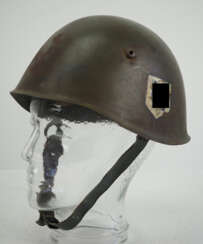 SS: Italien, Stahlhelm M33.