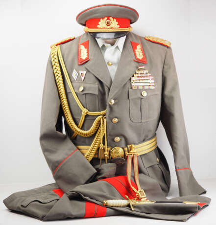 DDR: Nachlass eines Generalmajors der Landstreitkräfte. - Foto 1