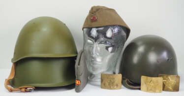 Sowjetunion: Lot Kopfbedeckungen.