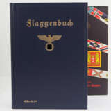 Flaggenbuch. - Foto 1