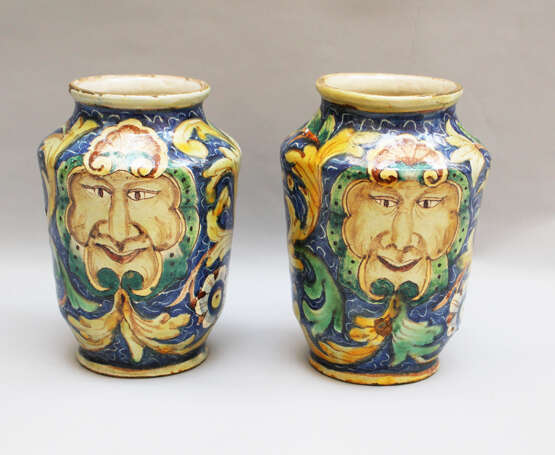 Pair of Sicilian Vases - фото 1