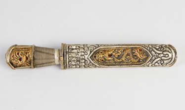 Chinese Dagger with fluted plate
