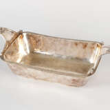 Russian silver bowl rectangular shape with rounded corners two signed grips ending in volutes with leaf and decorations polish marked on the other side 1500gramms - Foto 1
