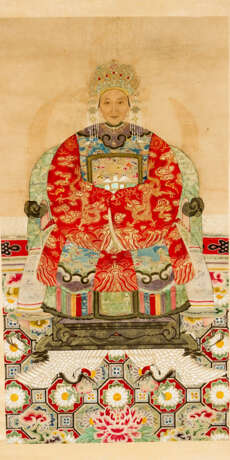 Chinese roll painting portrait of a honourable lady watercolour on paper - фото 2
