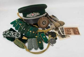 NACHLASS FORSTBEAMTER 3. Reich, Schirmmütze, Effekten, Uniformstücke