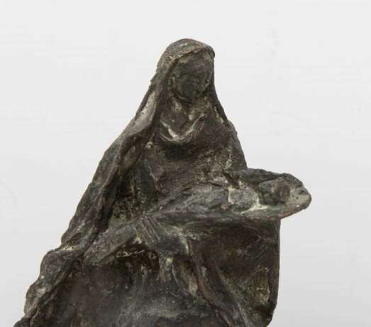 JOSEPH HENSELMANN, reitende Maria, Bronze, 20. Jahrhundert - photo 2