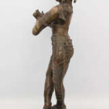 SKULPTUR, Bewegte Gestalt auf Sockel, Bronze, 20. Jahrhundert - Foto 5