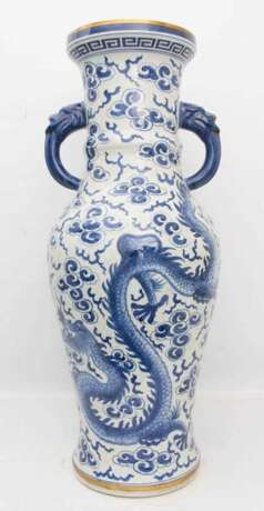 CHINESISCHE VASE, Keramik, wohl 20. Jahrhundert - фото 4