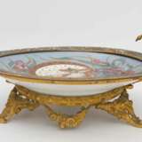 LIMOGES FRANCE, Goldstaffierter Porzellan-Zierteller in Messingfassung, Frankreich, 19. Jahrhundert - Foto 5