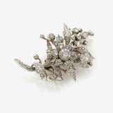 Diamantbrosche in Form eines Blumenbouquets - photo 2
