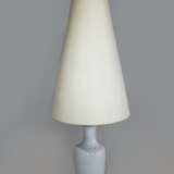 Stehlampe, 1970er Jahre mit weißem Keramikfuß - photo 1