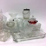 Sehr umfangreichen Konvolut Kristall und Glas: Vasen, Platten, Dosen, Schüsseln, Ascher, Schiffchen, ges. 28 Teile. - Foto 3