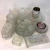 Sehr umfangreichen Konvolut Kristall und Glas: Vasen, Platten, Dosen, Schüsseln, Ascher, Schiffchen, ges. 28 Teile. - Foto 4