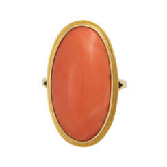 Ring mit ovaler Edelkoralle, ca. 28,5x14,5 mm, lachsfarben,