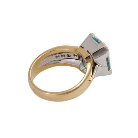 Ring mit Aquamarin von ca. 6 ct im achteckigen Treppenschliff, - фото 3