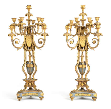 Paar opulente Girandolen im Louis XVI-Stil - Foto 1