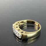 Brillant-Ring: vier Brillanten in Reihe, Gelbgold und Weißgold 585, hochwertige Arbeit, sehr gute Erhaltung. - фото 2