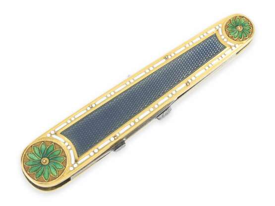 Necessaire/Taschenmesser: museales Necessaire aus Gold und Emaille, vermutlich Paris um 1777/1778 - photo 5