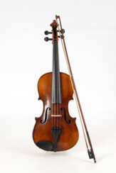 4/4-Bratsche "Stradivarius" von "J Rudolph Gotha" im Kasten